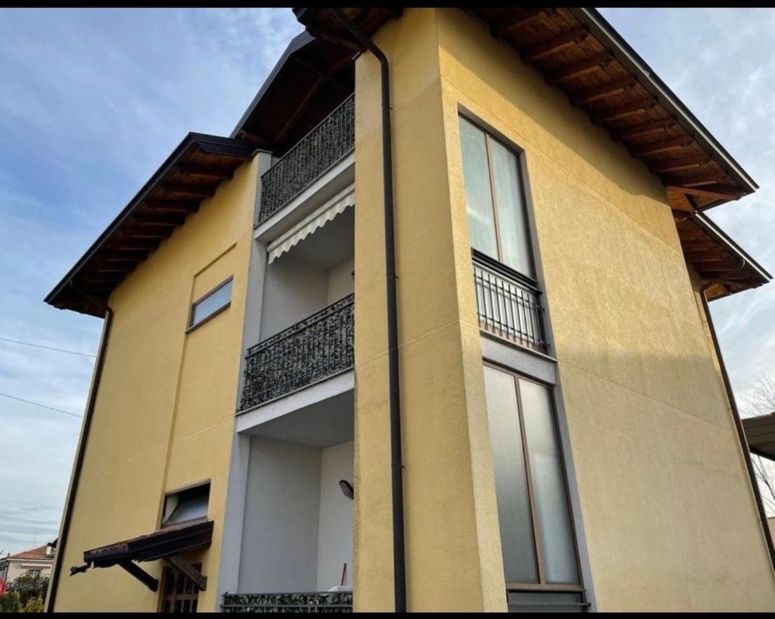 La Corte Di Silvia Malpensa Bed & Breakfast Cardano Al Campo Ngoại thất bức ảnh