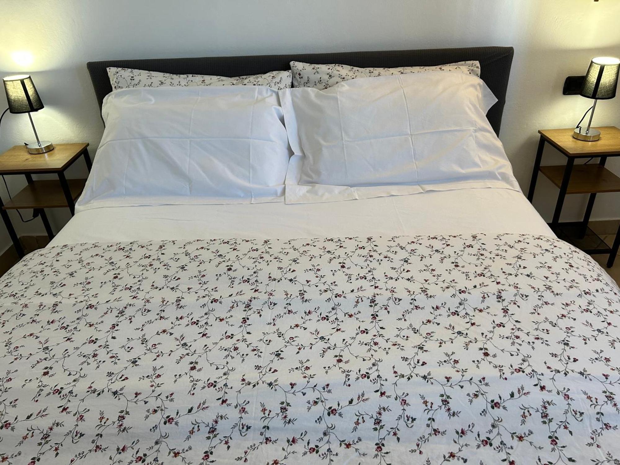 La Corte Di Silvia Malpensa Bed & Breakfast Cardano Al Campo Ngoại thất bức ảnh